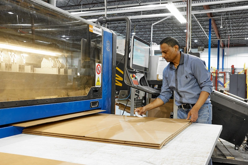 Image of an environmentally friendly packaging machine.